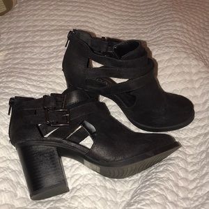 Ankle booties